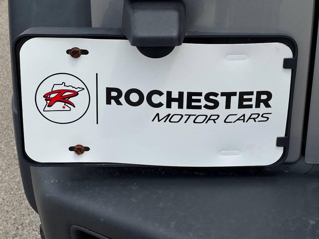 Used 2015 Jeep Wrangler Unlimited Rubicon AWD/4WD image 35