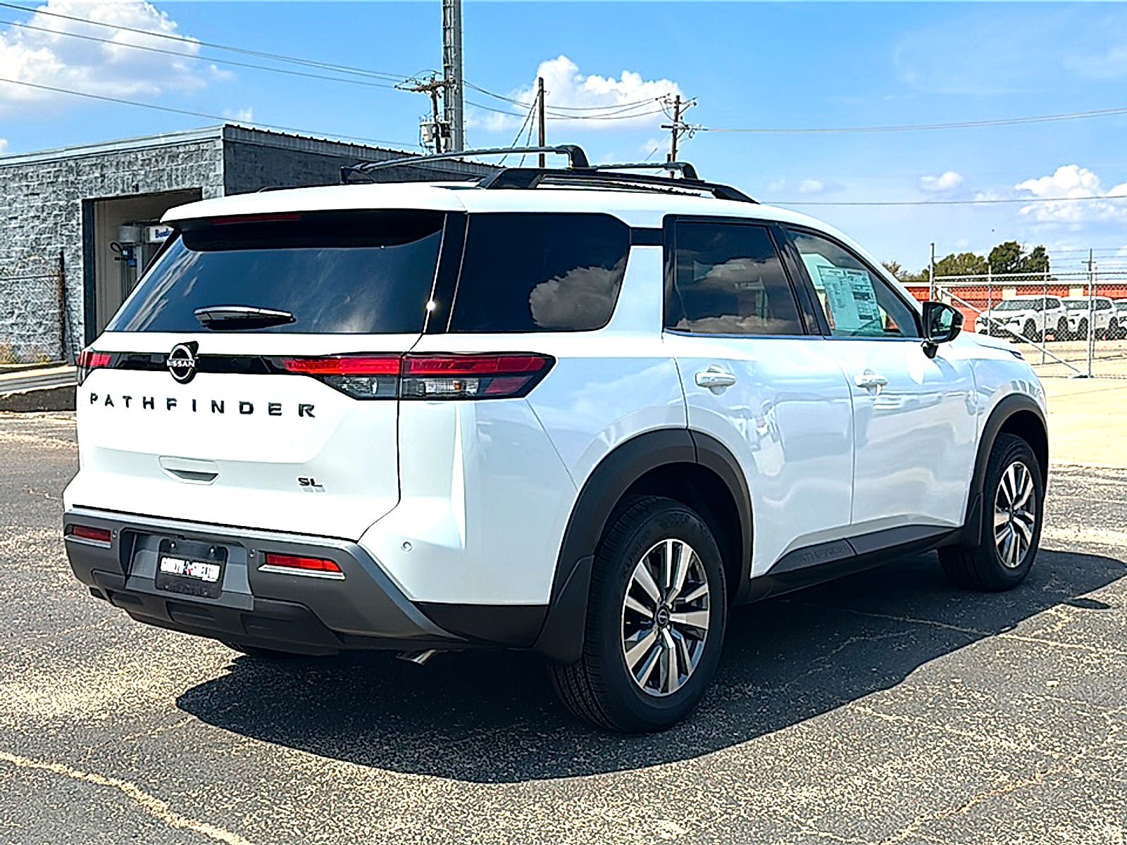 New 2026 Nissan Pathfinder SL FWD image 8