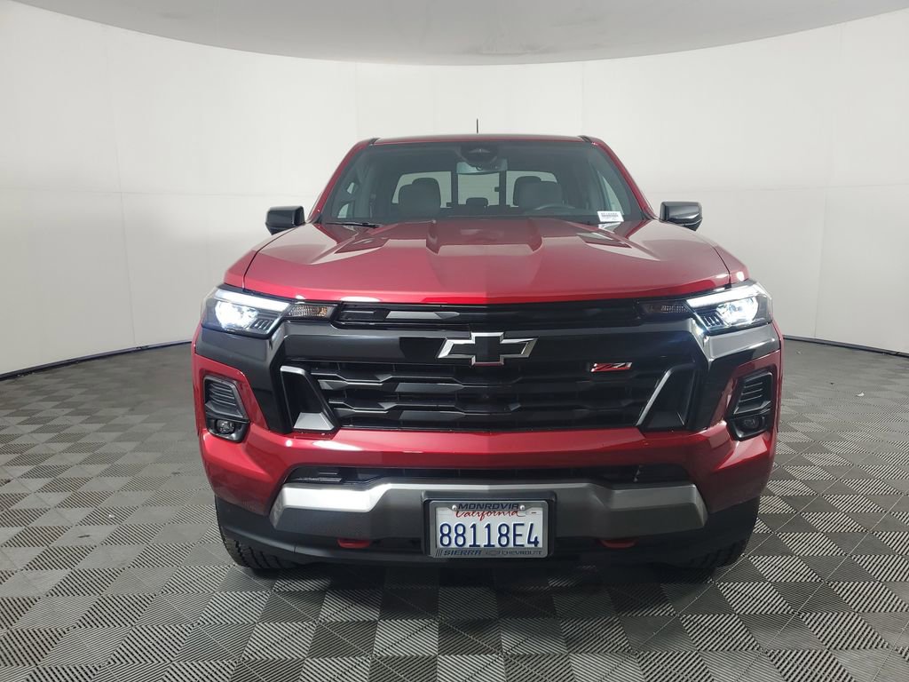 Used 2024 Chevrolet Colorado Z71 w/ LPO, Dark Essentials Package image 9