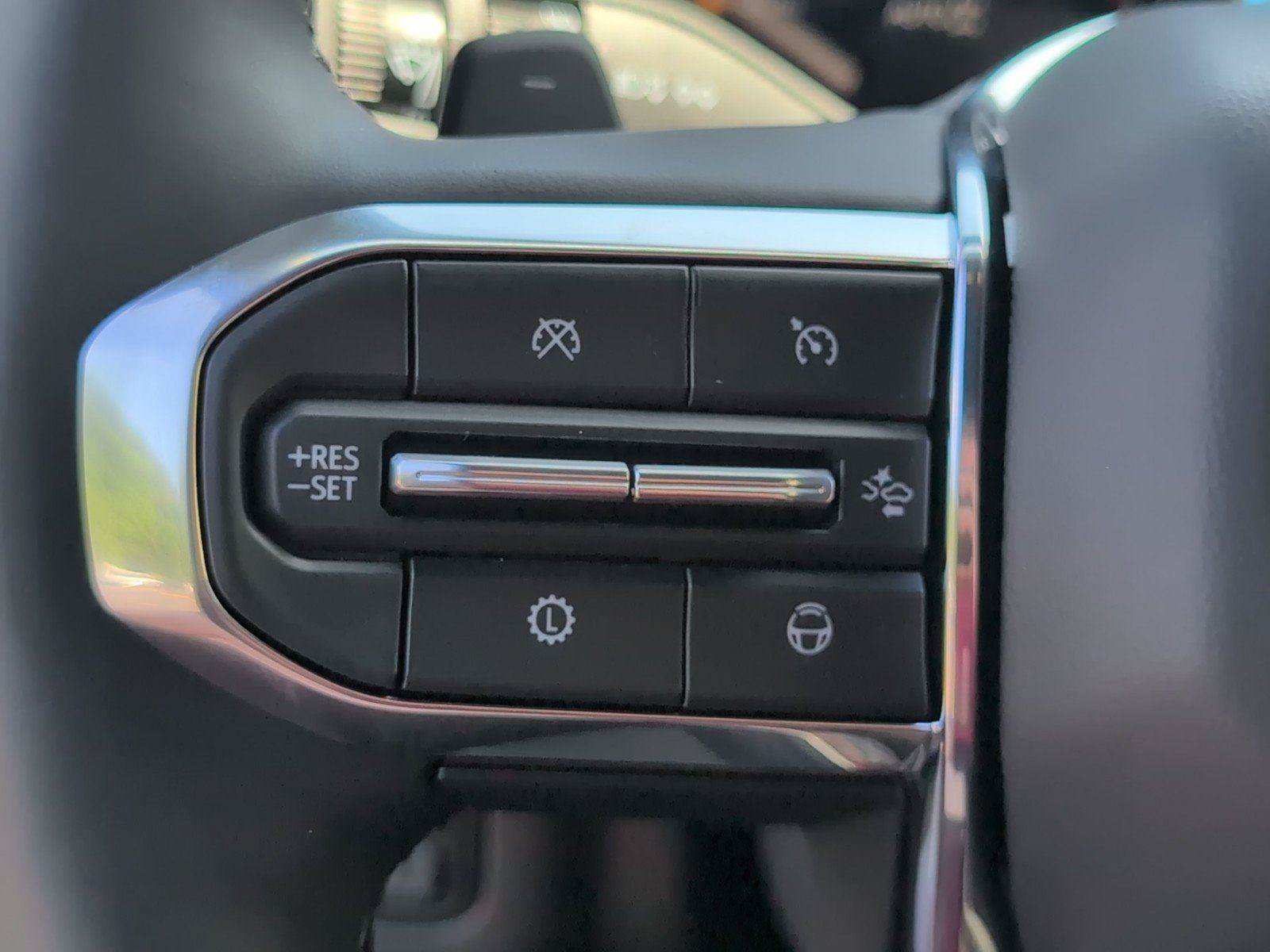 New 2026 GMC Yukon Denali w/ Denali Reserve Package AWD/4WD image 30