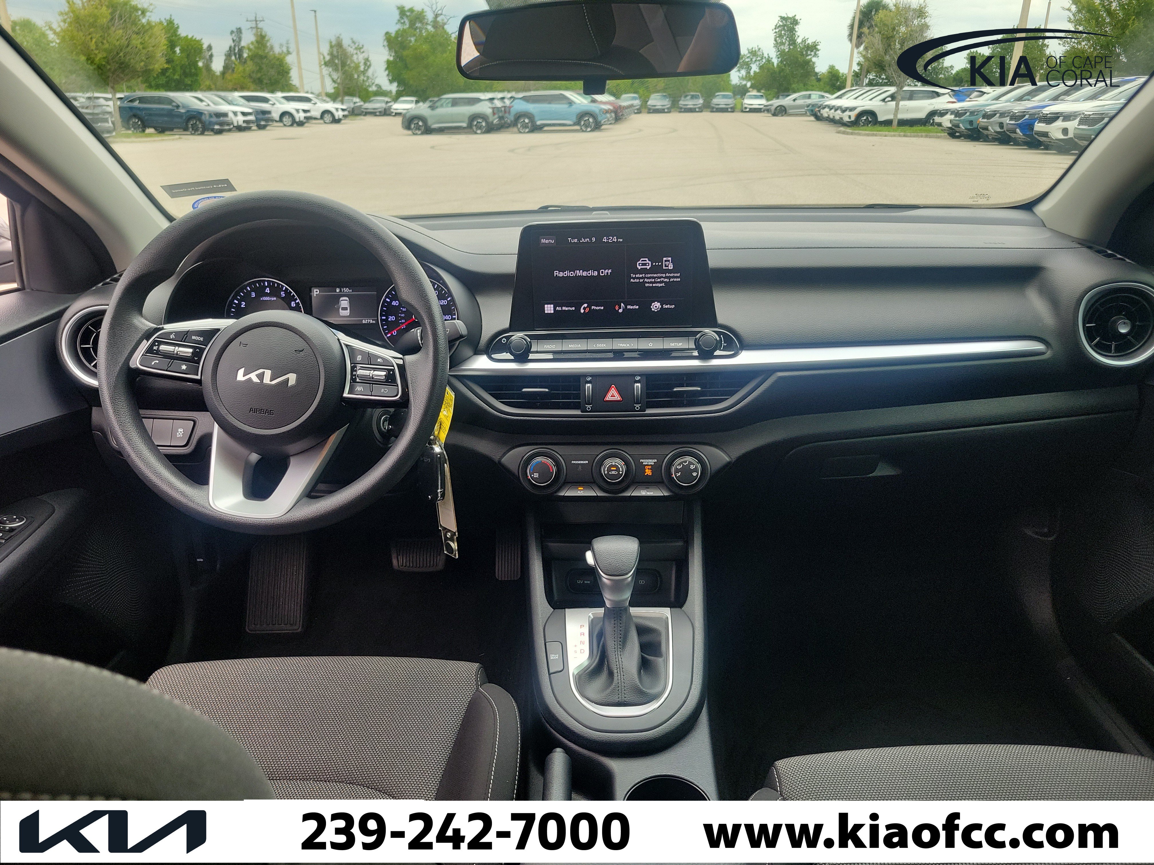 Certified 2024 Kia Forte LXS FWD image 15