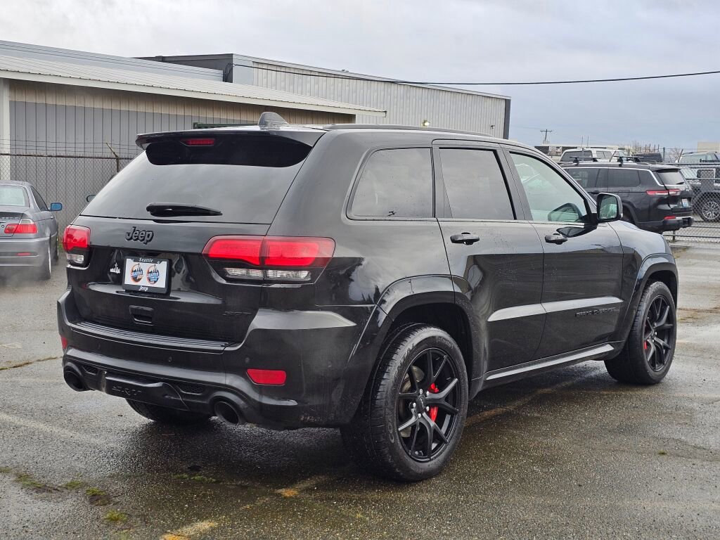 Used 2020 Jeep Grand Cherokee SRT image 8