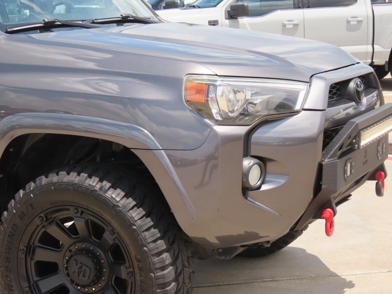 Used 2017 Toyota 4Runner SR5 RWD image 6