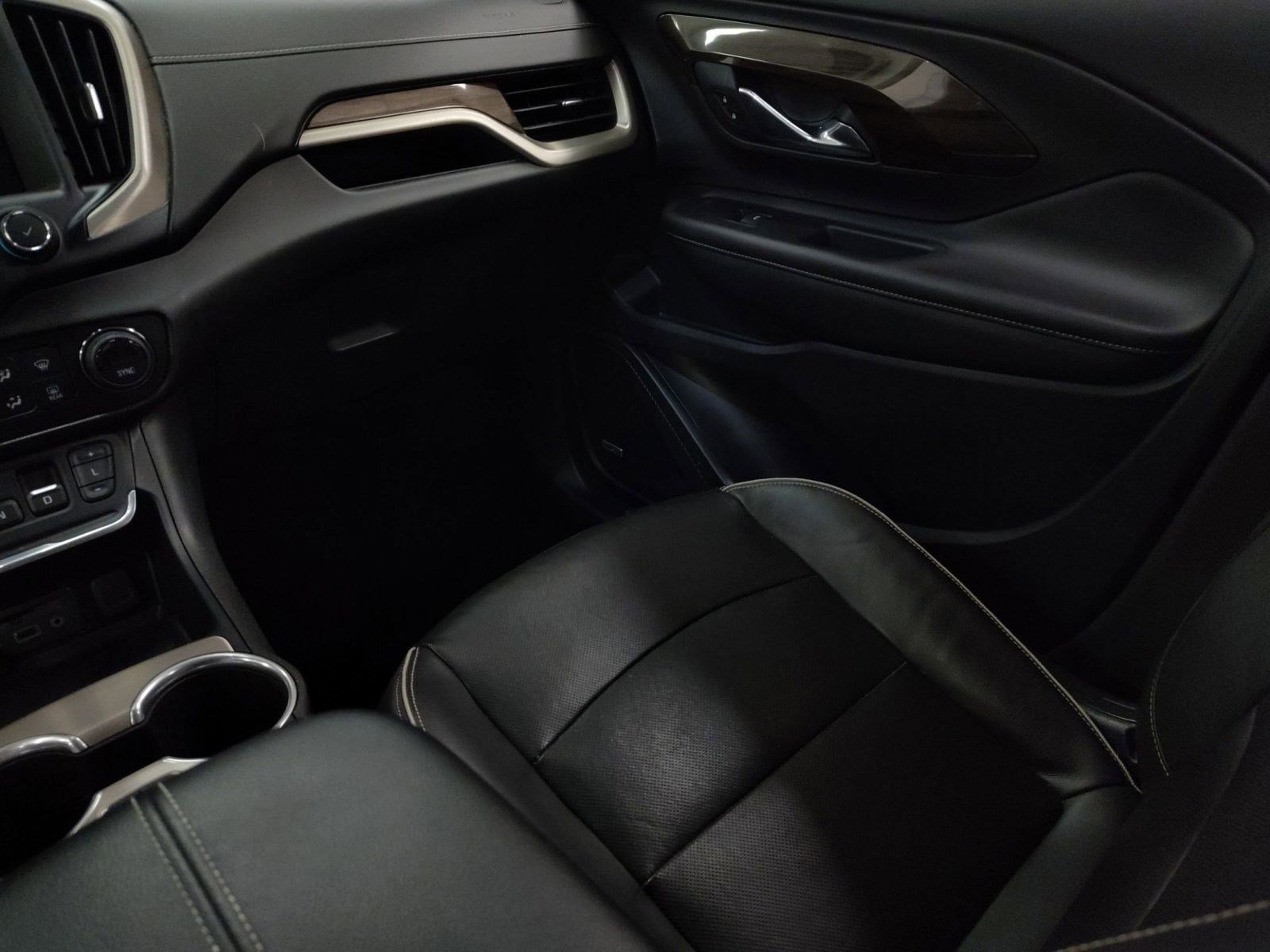 Used 2020 GMC Terrain Denali w/ Denali Premium Package image 26