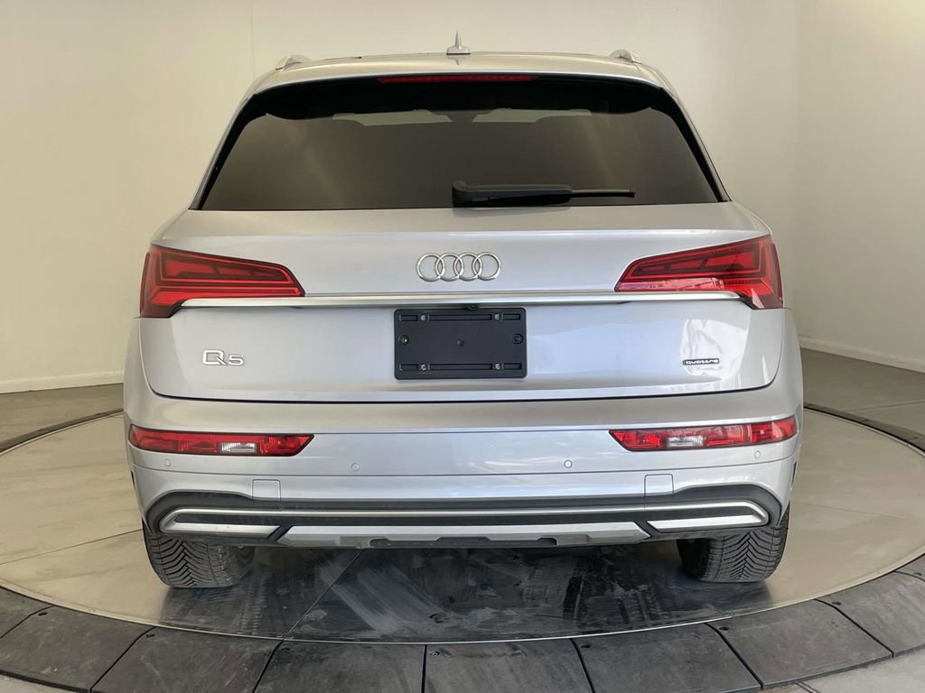 Certified 2023 Audi Q5 2.0T Premium w/ Convenience Package image 6