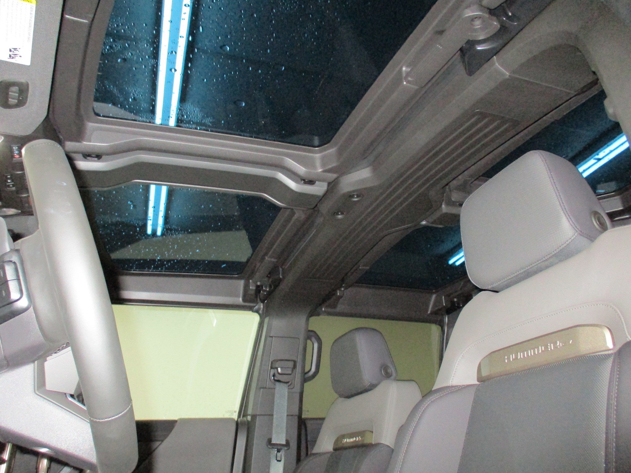 New 2025 GMC Hummer EV 3X w/ LPO, Dark Essentials Package image 18