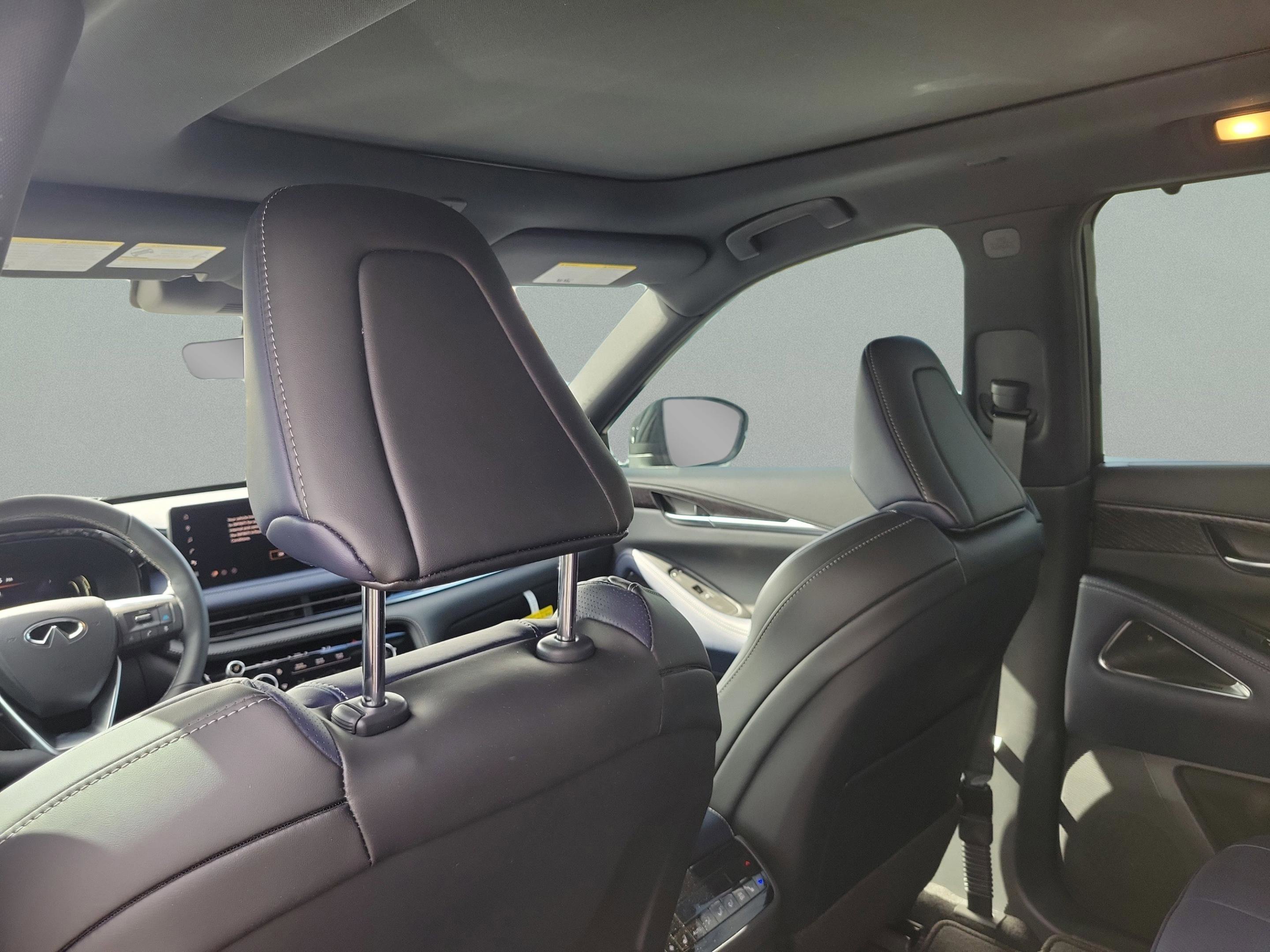 New 2026 INFINITI QX60 Sport w/ Dark Cargo Package image 10