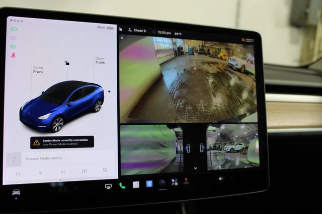 Used 2021 Tesla Model Y Long Range AWD/4WD image 16