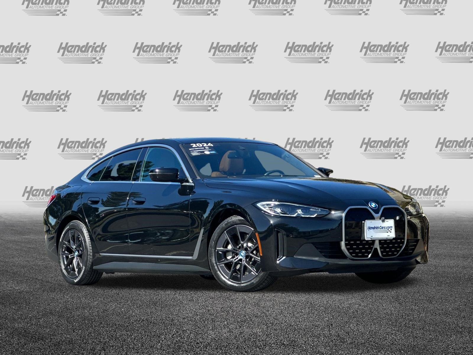 Used 2024 BMW i4 eDrive40 w/ Premium Package RWD image 2