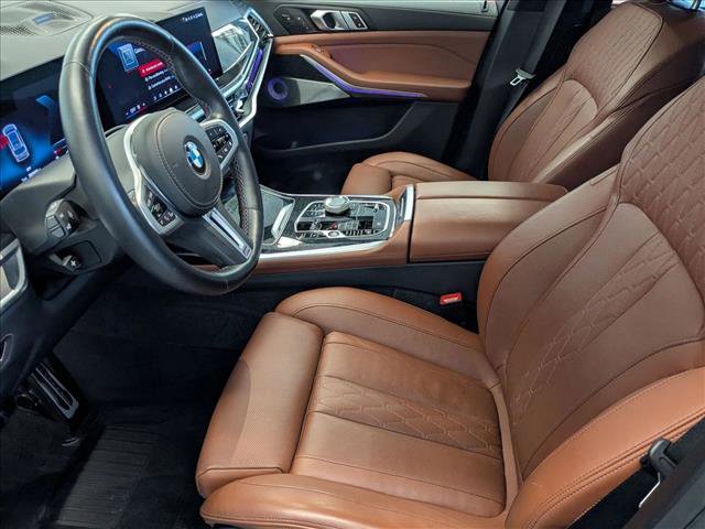 Used 2024 BMW X7 M60i w/ Executive Package image 15