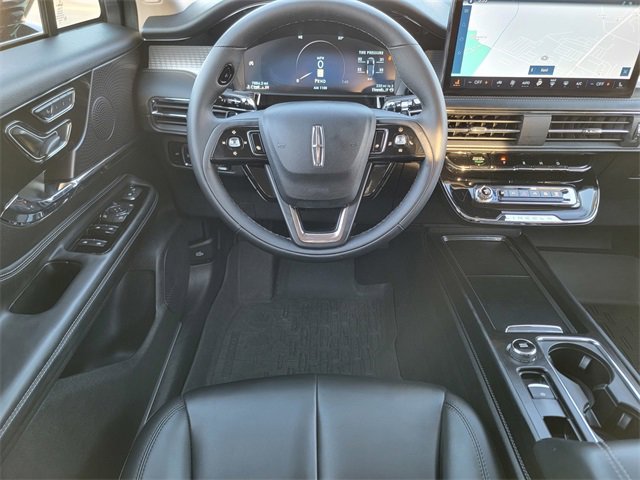 Certified 2024 Lincoln Corsair AWD image 31