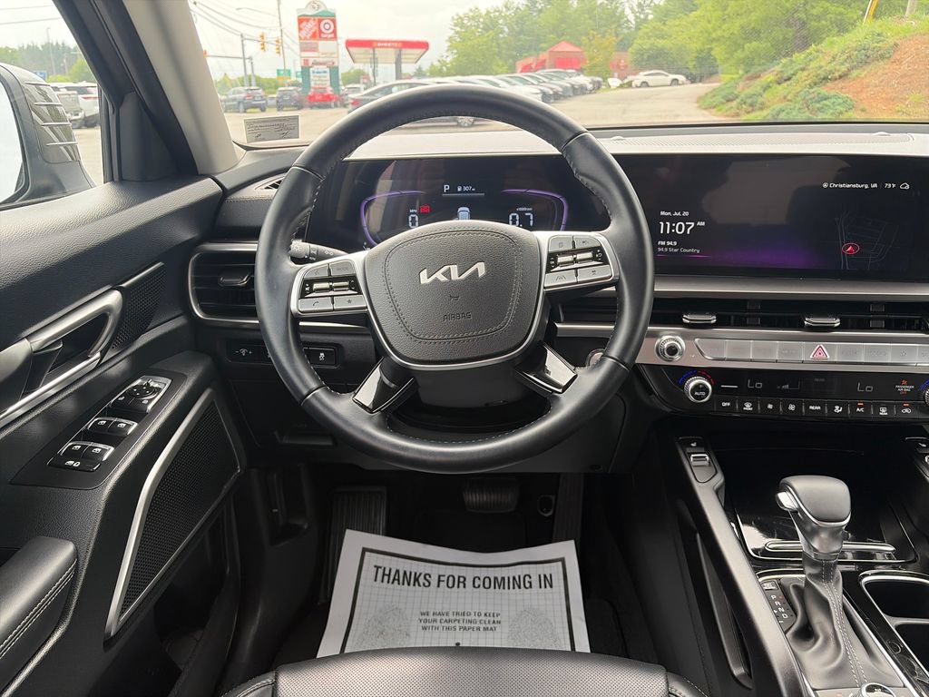 Used 2025 Kia Telluride S AWD/4WD image 14