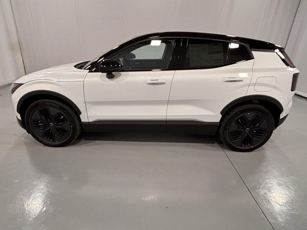 New 2026 Volvo EX30 Cross Country Ultra image 9