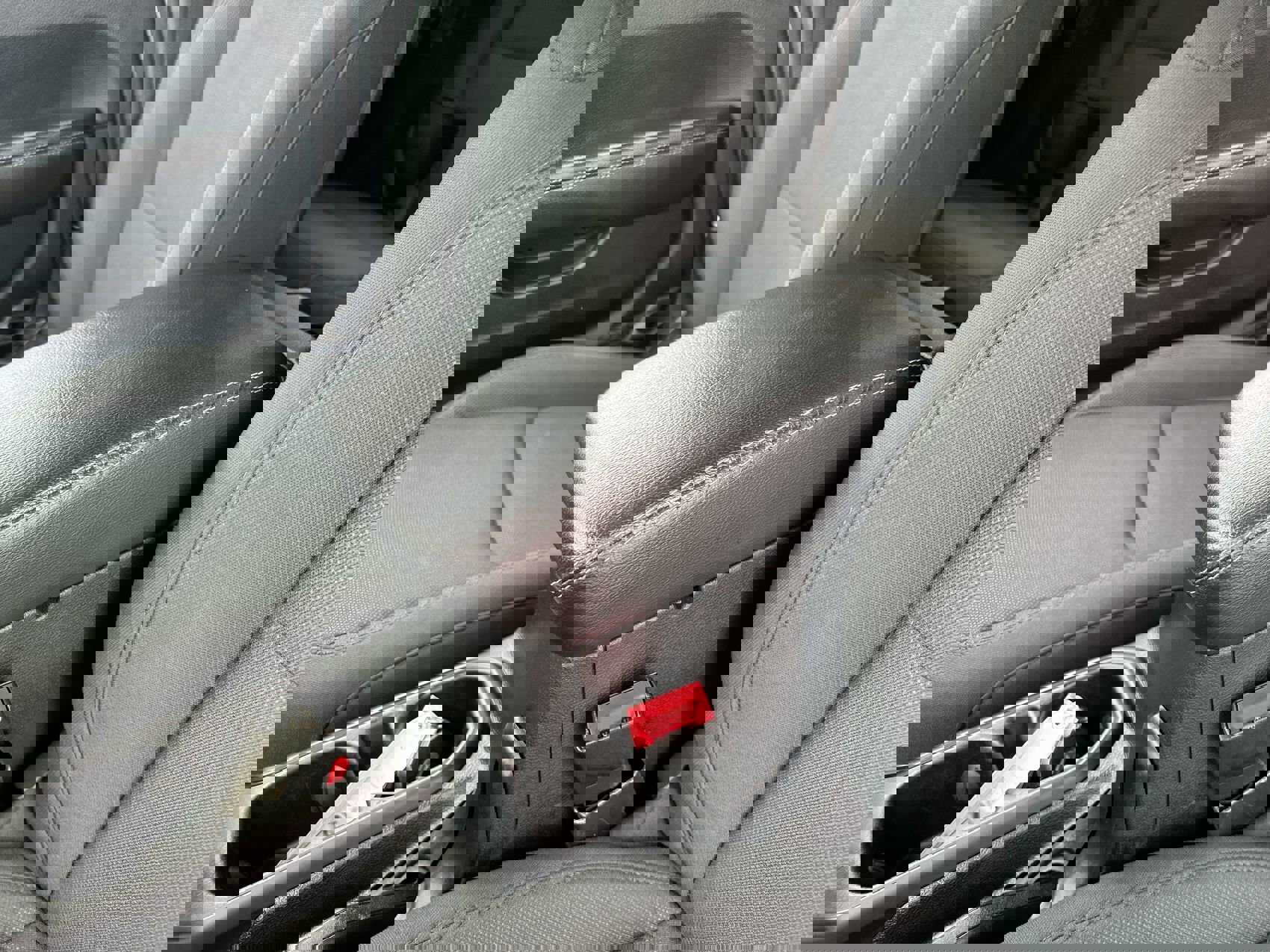 Used 2020 Jeep Wrangler Unlimited Sahara image 20