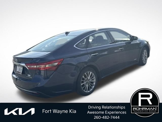 Used 2016 Toyota Avalon Limited w/ Toyota Safety Sense Package FWD image 5