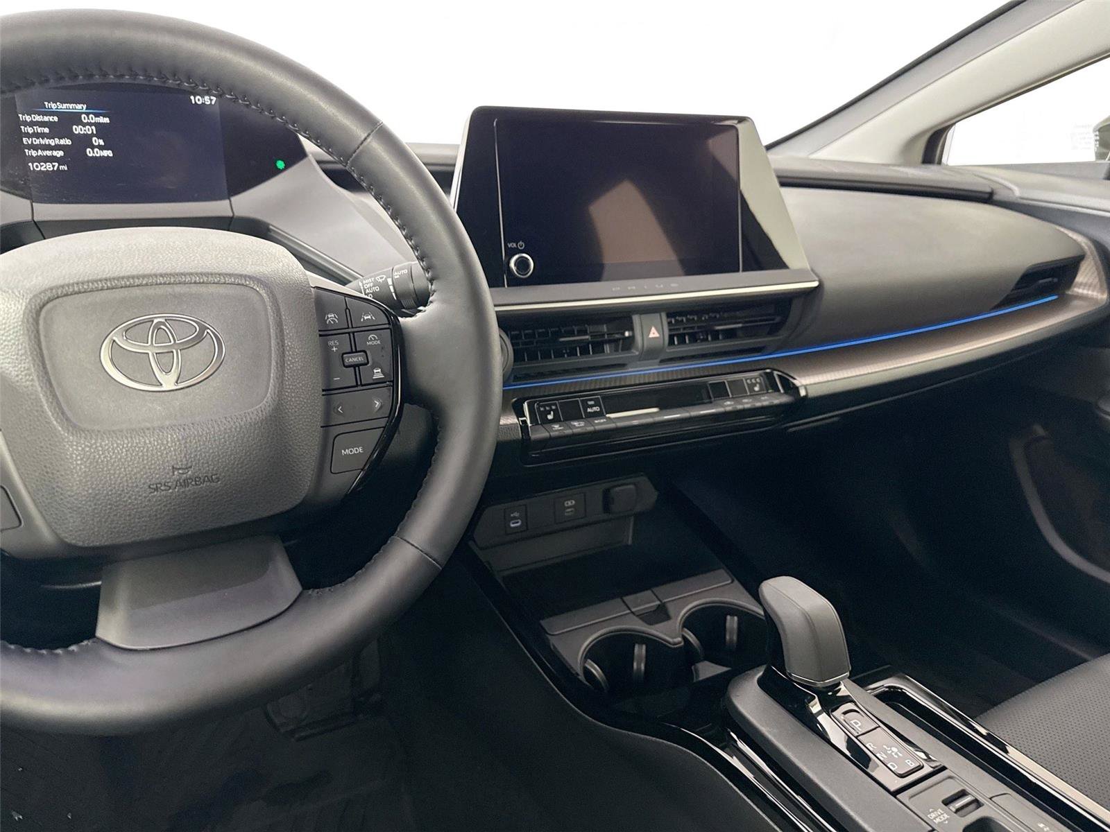 Certified 2025 Toyota Prius XLE FWD image 32