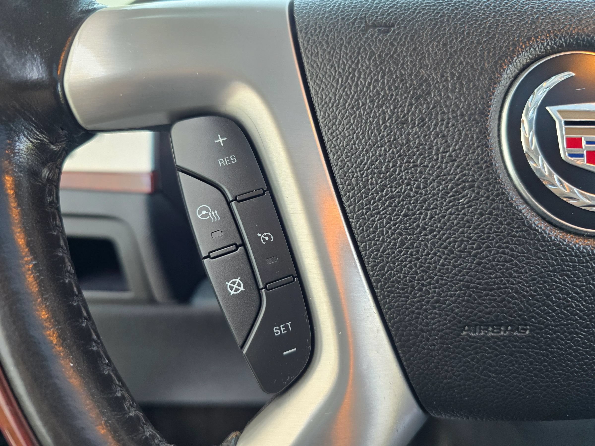 Used 2010 Cadillac Escalade EXT Luxury AWD/4WD image 27