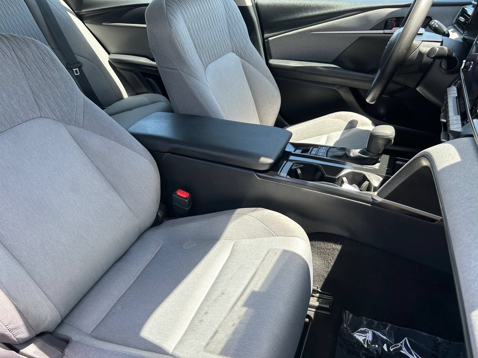 Used 2025 Toyota Camry LE w/ Convenience Package FWD image 12