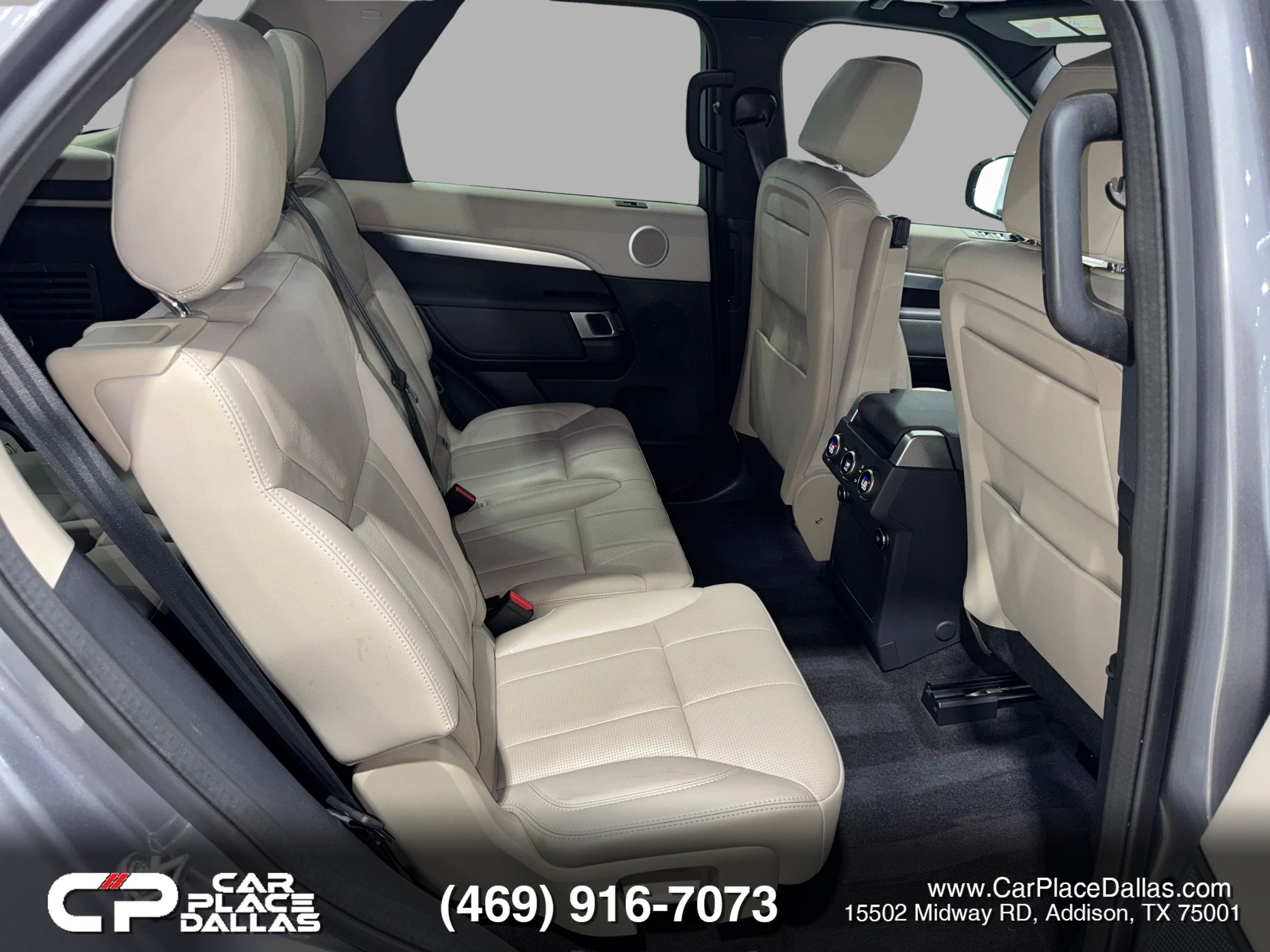 Used 2020 Land Rover Discovery Landmark AWD/4WD image 23