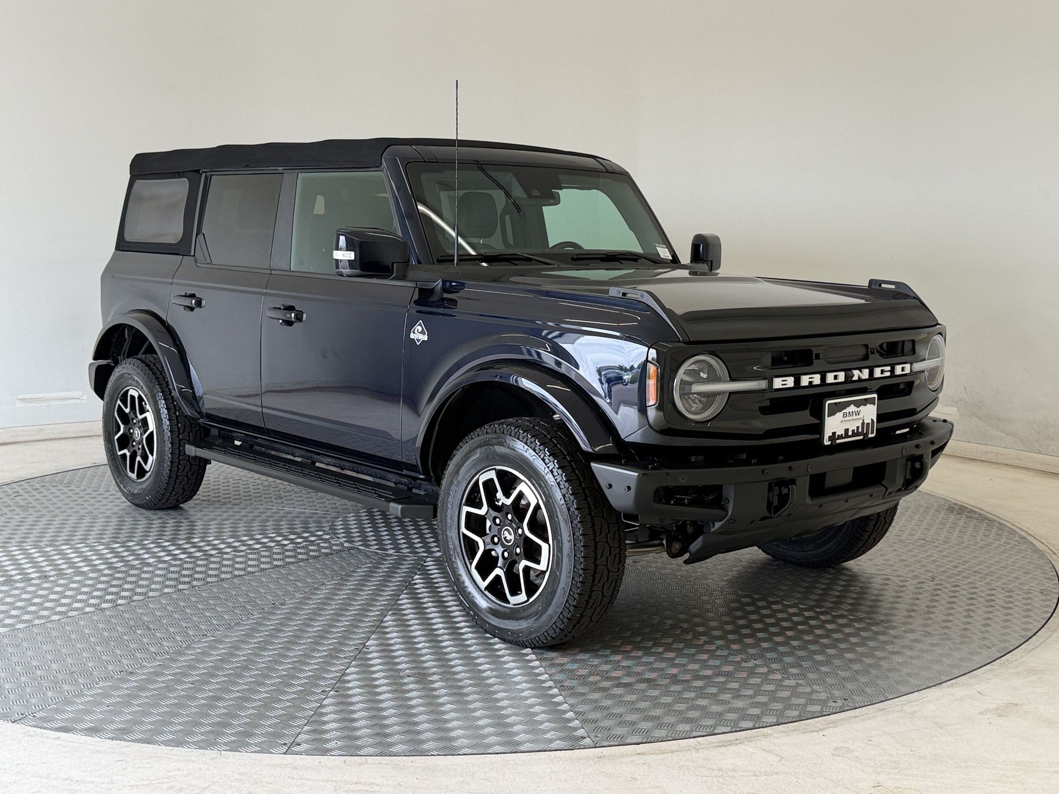 Used 2021 Ford Bronco Outer Banks AWD/4WD image 7