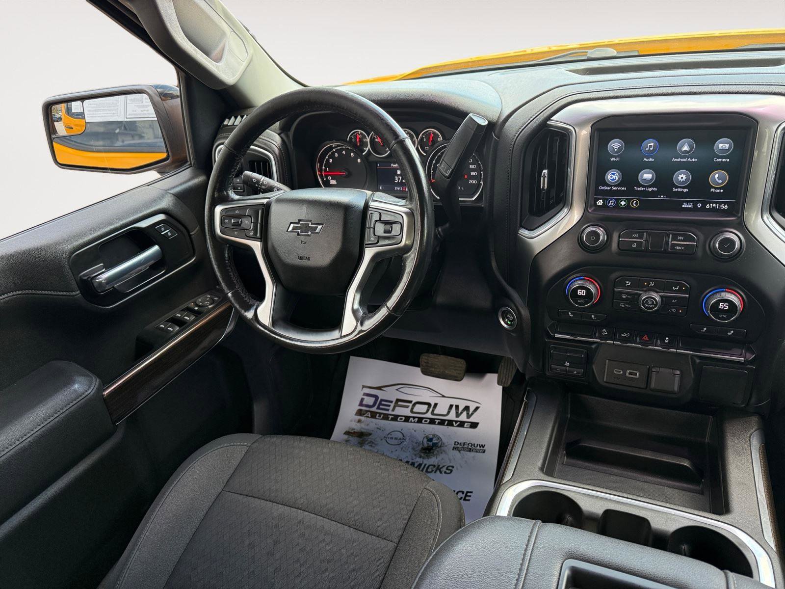 Used 2022 Chevrolet Silverado 1500 LT Trail Boss w/ LPO, Dark Essentials Package AWD/4WD image 11