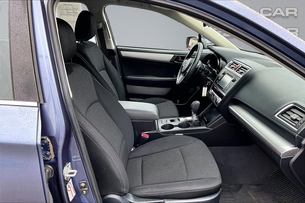 Used 2017 Subaru Outback 2.5i image 7