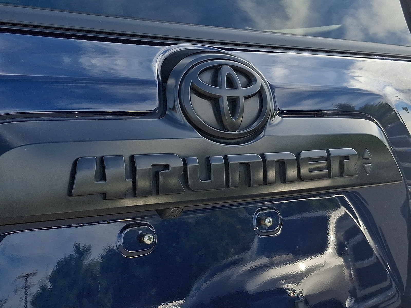 Used 2023 Toyota 4Runner TRD Off-Road Premium w/ Off Road Premium Plus Package AWD/4WD image 31