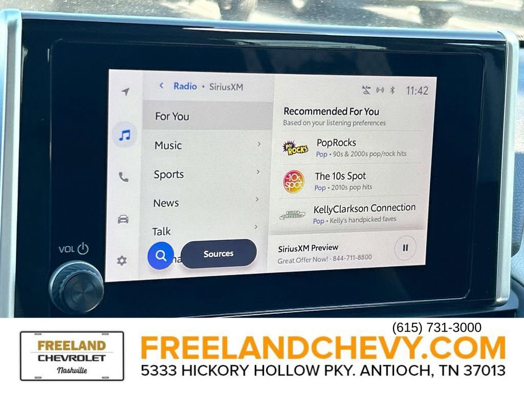 Used 2023 Toyota RAV4 XLE Premium image 36