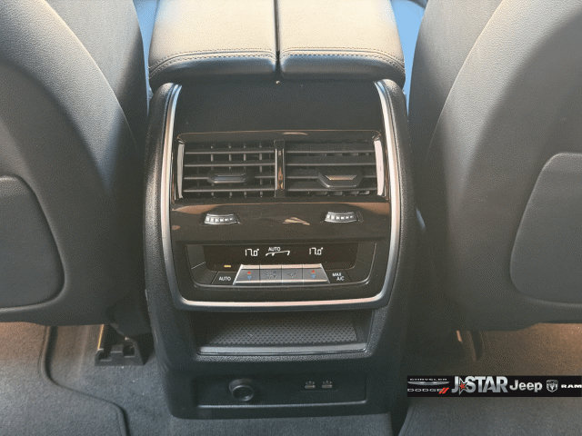 Used 2024 BMW X5 sDrive40i w/ Premium Package RWD image 32