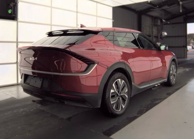 Certified 2024 Kia EV6 Light RWD image 3
