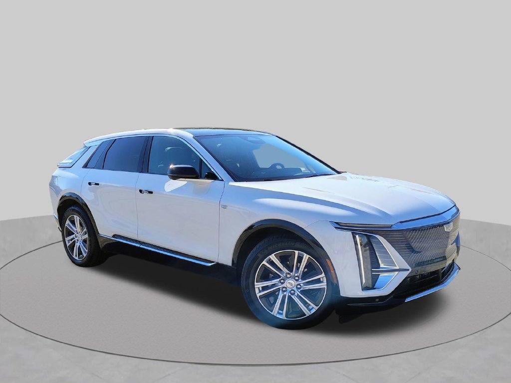 Used 2024 Cadillac Lyriq Tech w/ LPO, Floor Liner Package AWD/4WD image 2