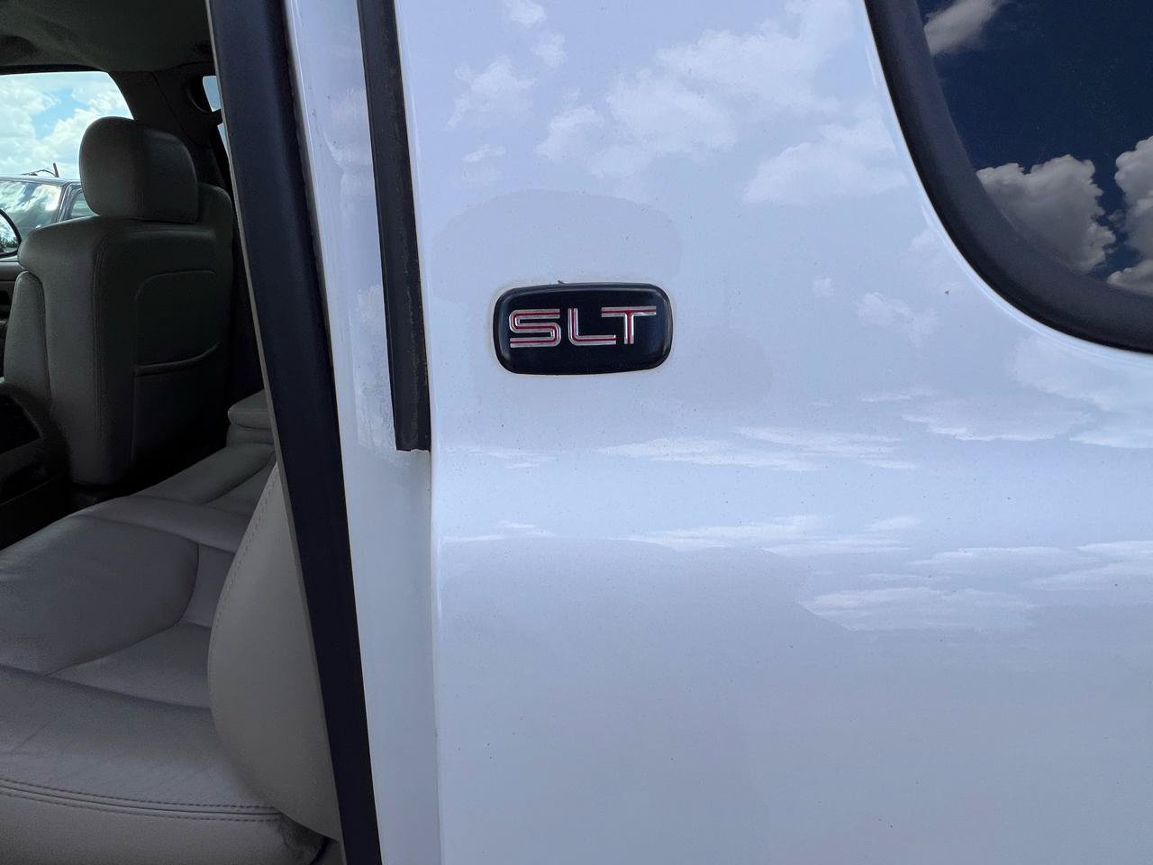 Used 2004 GMC Yukon XL SLT w/ Preferred Equipment Group RWD image 33