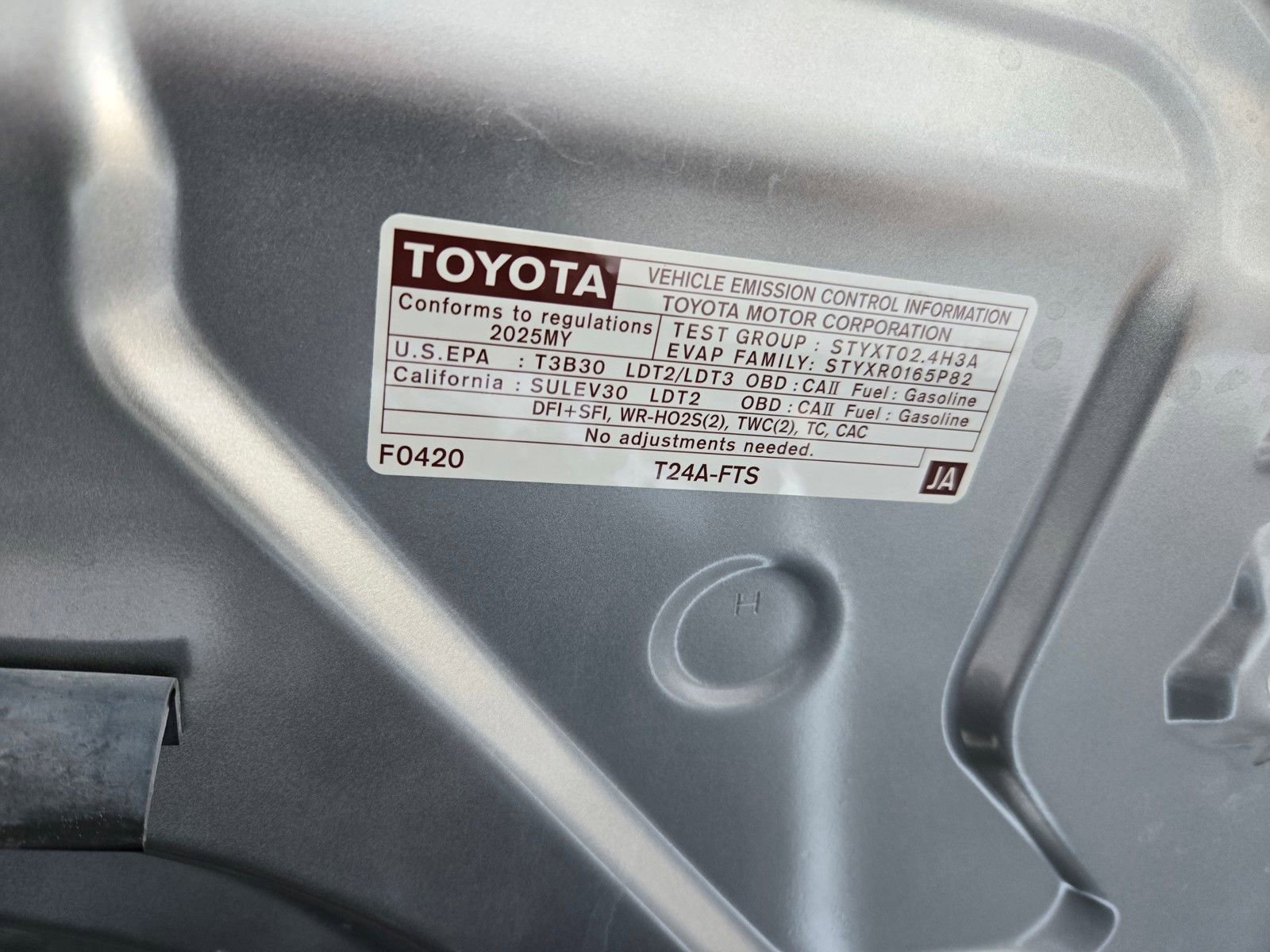 Certified 2025 Toyota Tacoma TRD Off-Road image 25