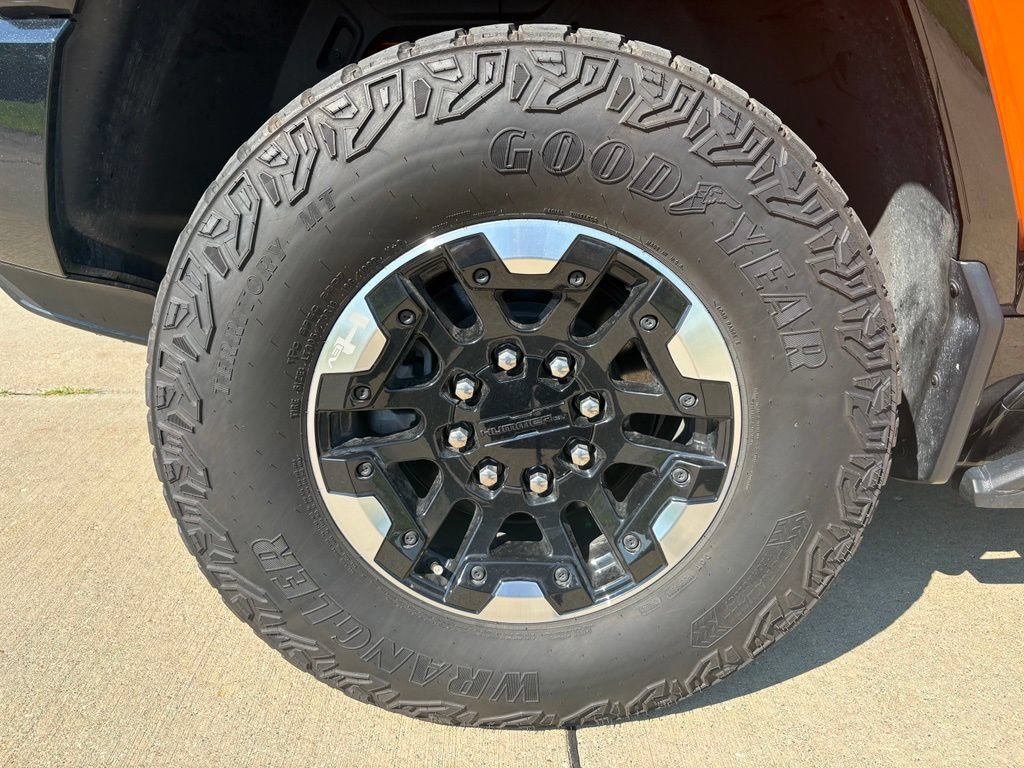 Used 2024 GMC Hummer EV 3X w/ Extreme Off-Road Package AWD/4WD image 33