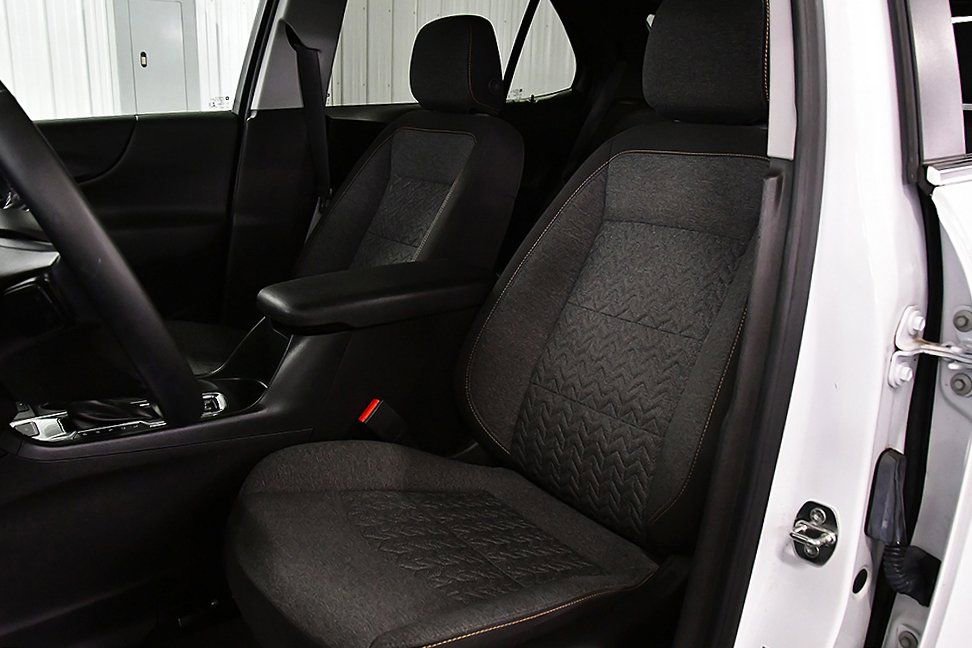 Used 2023 Chevrolet Equinox LT image 27