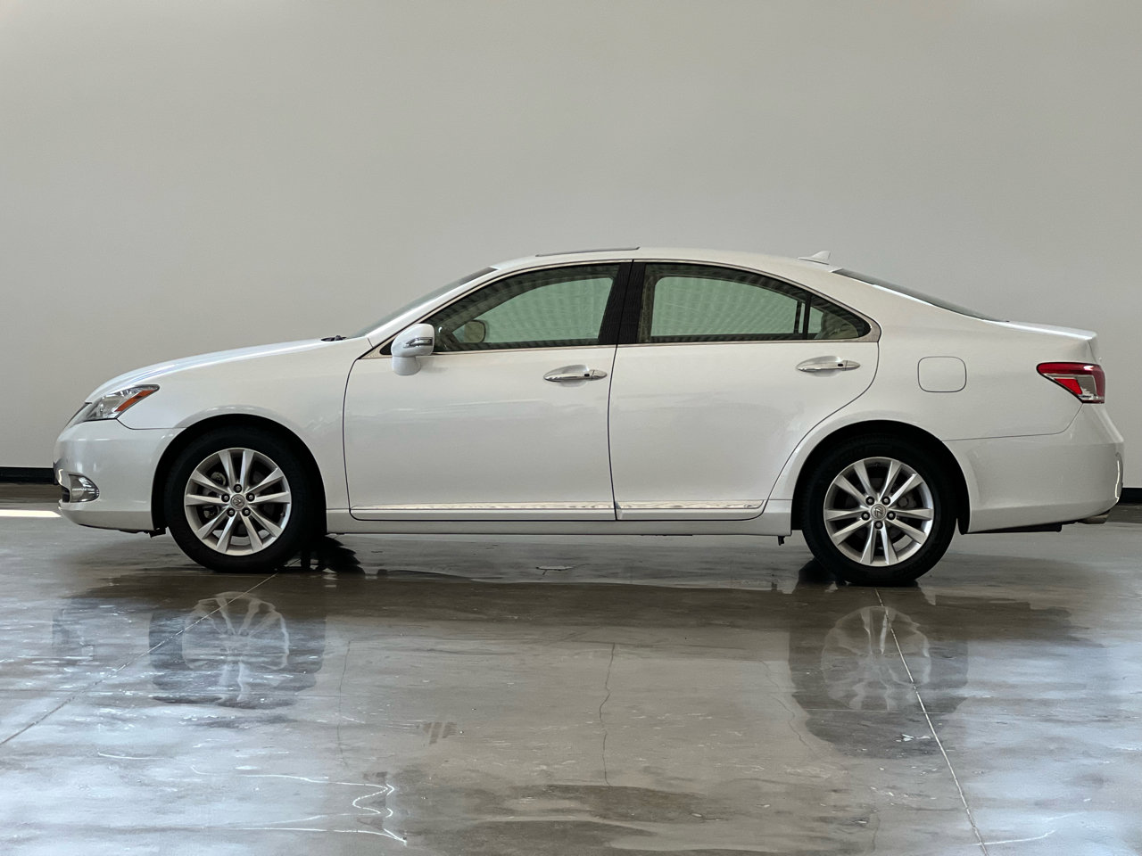Used 2012 Lexus ES 350 image 4