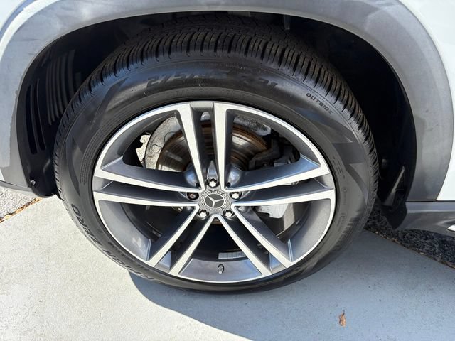 Used 2021 Mercedes-Benz GLE 350 4MATIC image 3