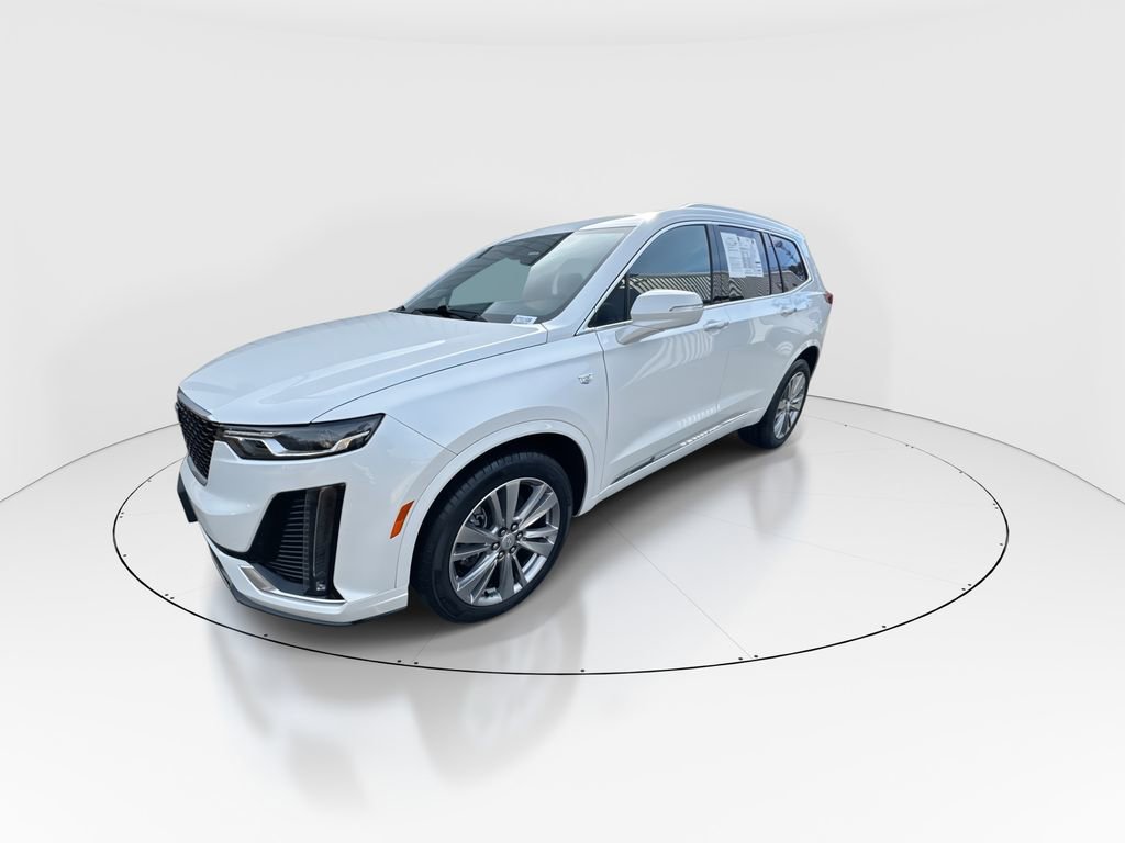 Used 2024 Cadillac XT6 Premium Luxury FWD image 4