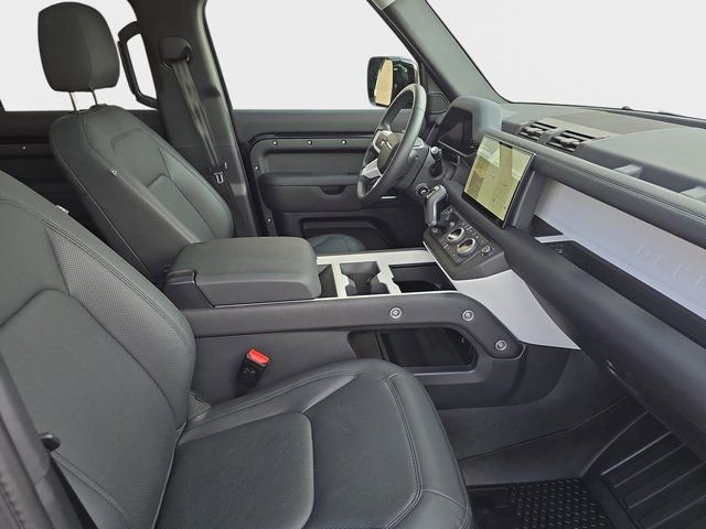 Used 2025 Land Rover Defender 110 S AWD/4WD image 12