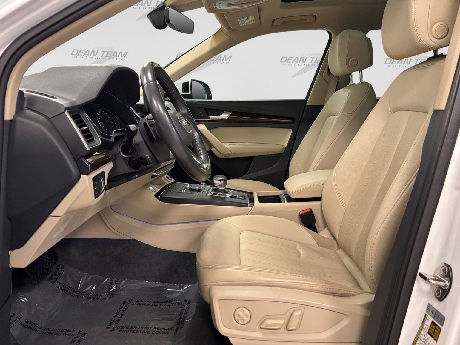 Used 2020 Audi Q5 2.0T Premium w/ Convenience Package AWD/4WD image 9