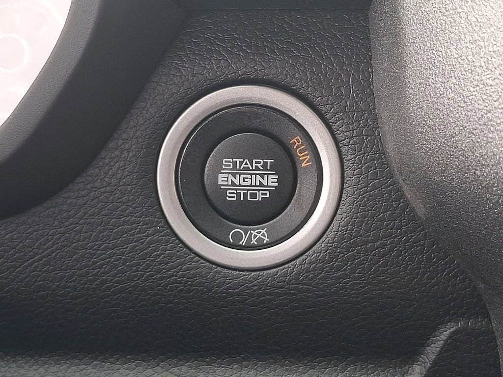 Used 2024 RAM 2500 Tradesman w/ Chrome Appearance Group image 23