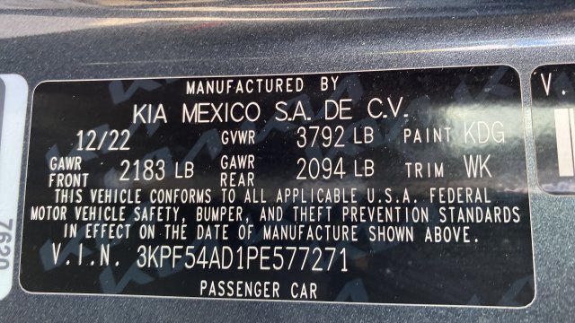 Used 2023 Kia Forte GT-Line w/ GT-Line Premium Package FWD image 31