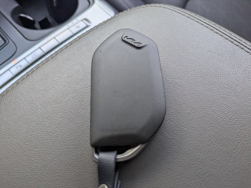 Used 2026 Kia Carnival LXS FWD image 29
