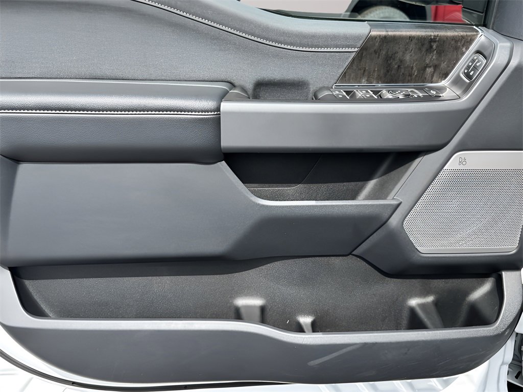 Used 2023 Ford F250 Lariat image 29