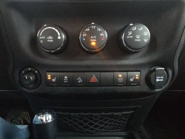 Used 2017 Jeep Wrangler Unlimited Rubicon AWD/4WD image 28
