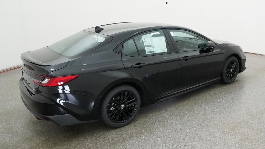 New 2026 Toyota Camry SE FWD image 18