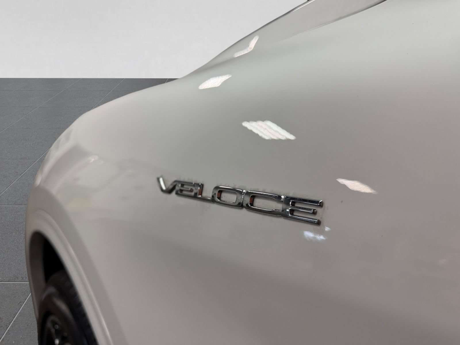 Used 2022 Alfa Romeo Stelvio Veloce AWD/4WD image 45