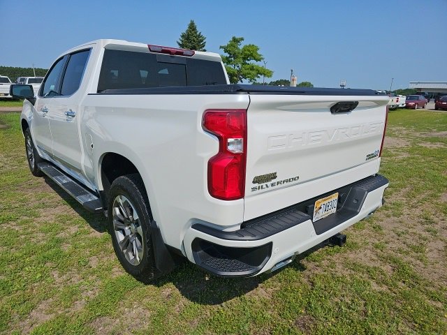 Used 2023 Chevrolet Silverado 1500 High Country image 3