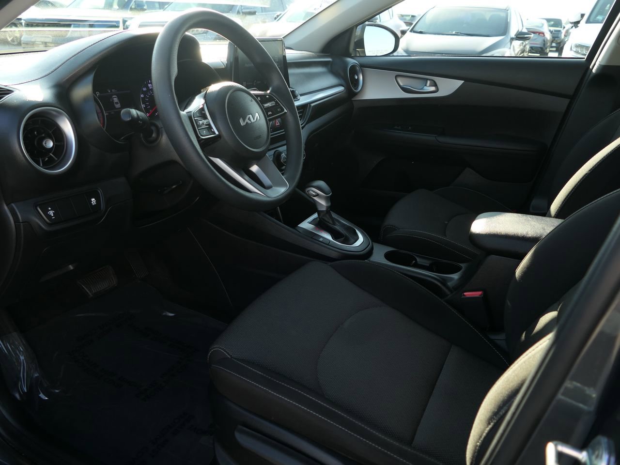 Used 2023 Kia Forte LXS image 12