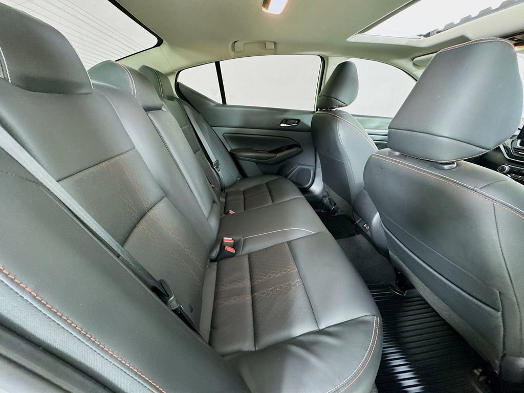 Used 2024 Nissan Altima 2.5 SR w/ SR Premium Package FWD image 35